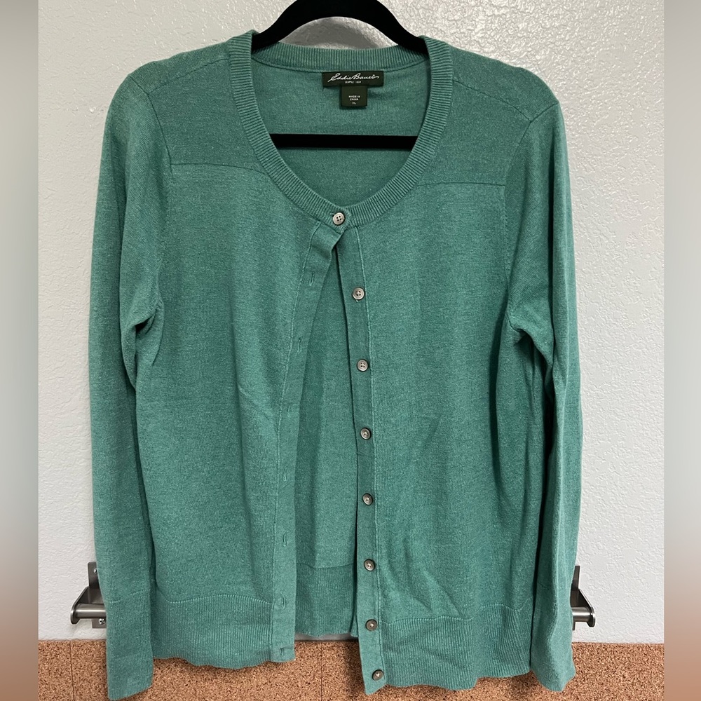 Eddie Bauer button up cardigan- size XL.